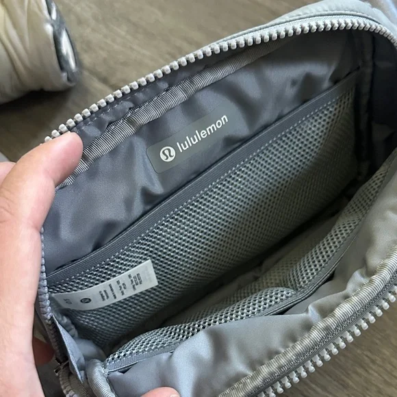 Lululemon Athletica Light Gray Belt Bag - Picture 5 of 5
